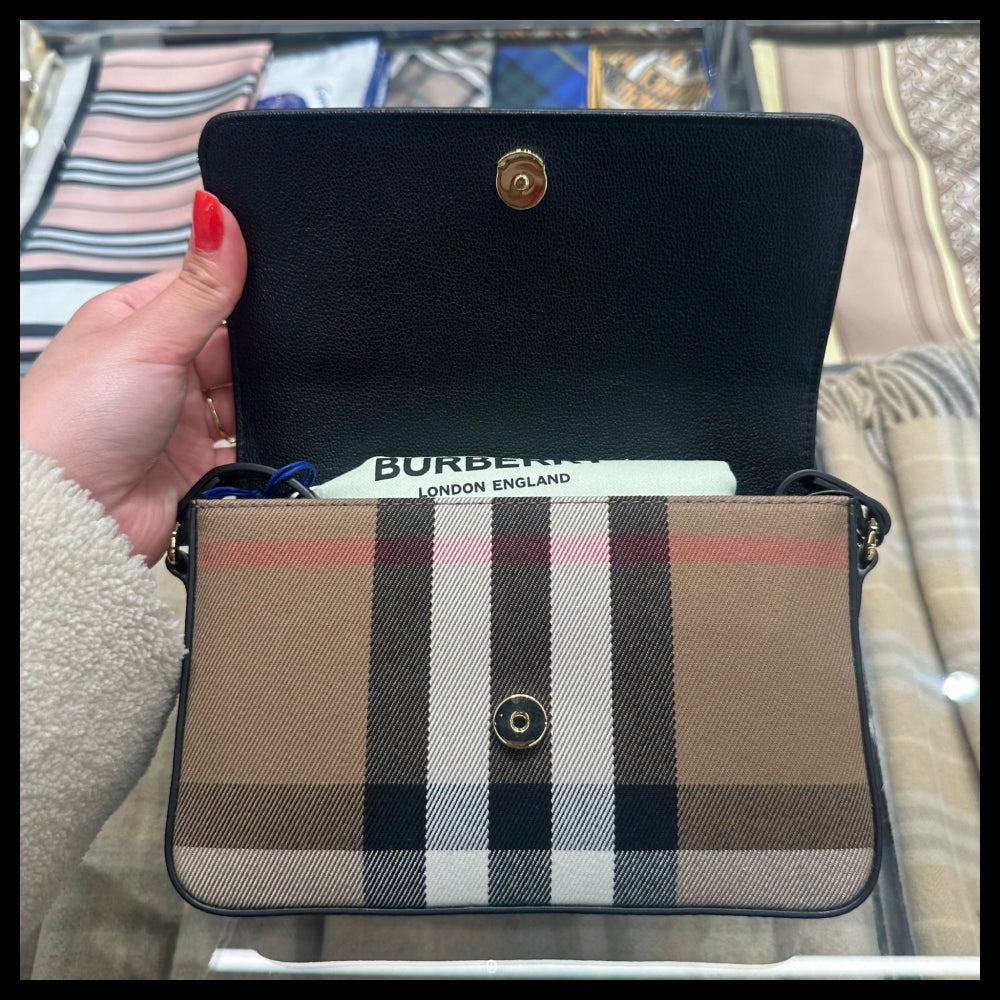 【BURBERRY】New Hampshire Check Crossbody Bag Black