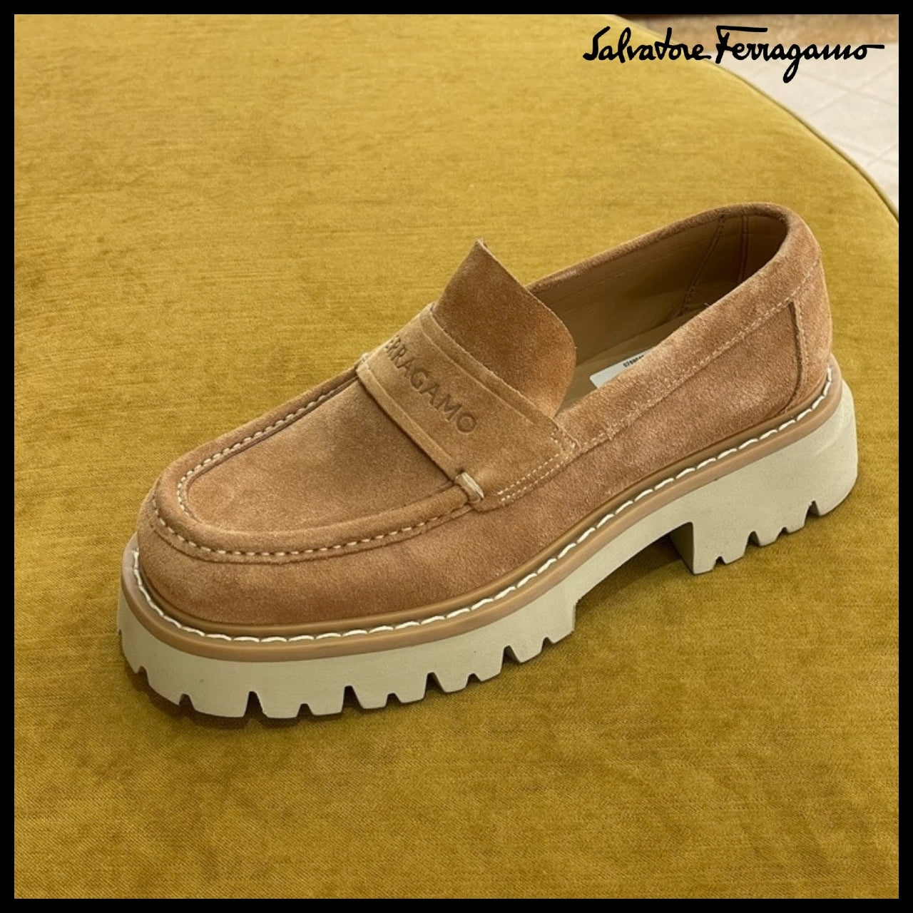 【FERRAGAMO】FERGAL SUEDE CHUNKY LOAFERS BEIGE