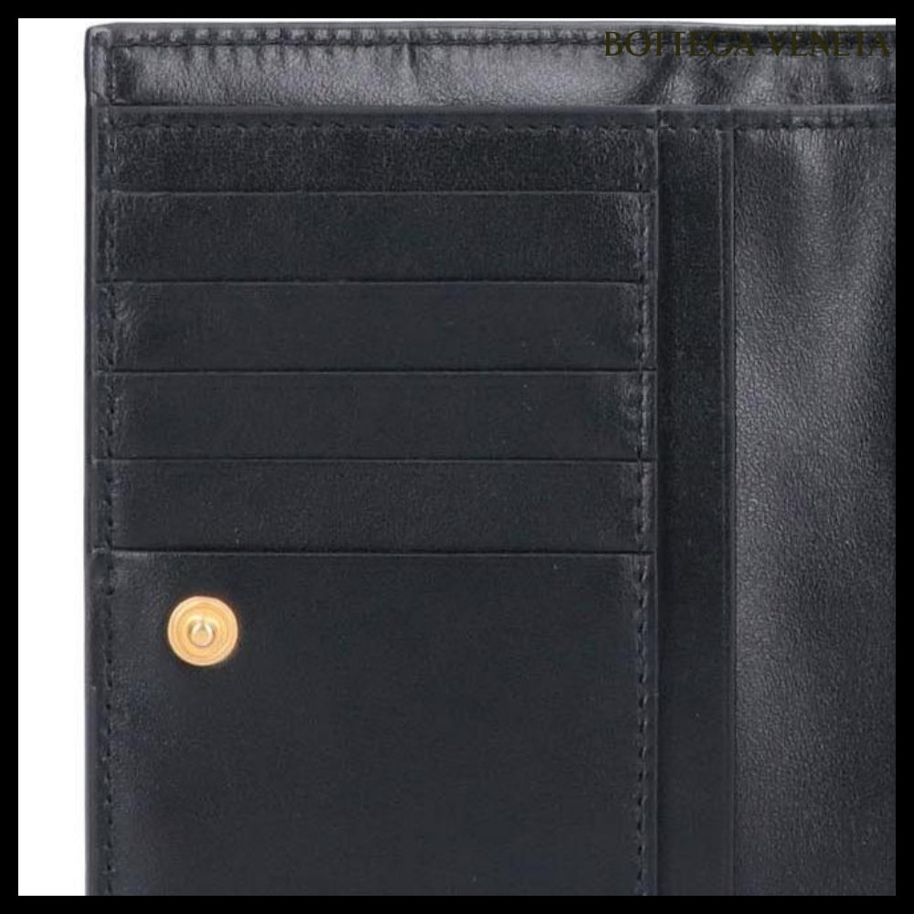 【BOTTEGA VENETA】Intrecciato Zip Bi-Fold Wallet Black
