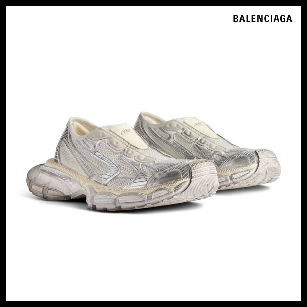 【BALENCIAGA】3XL Slip On Sneakers Eggshell