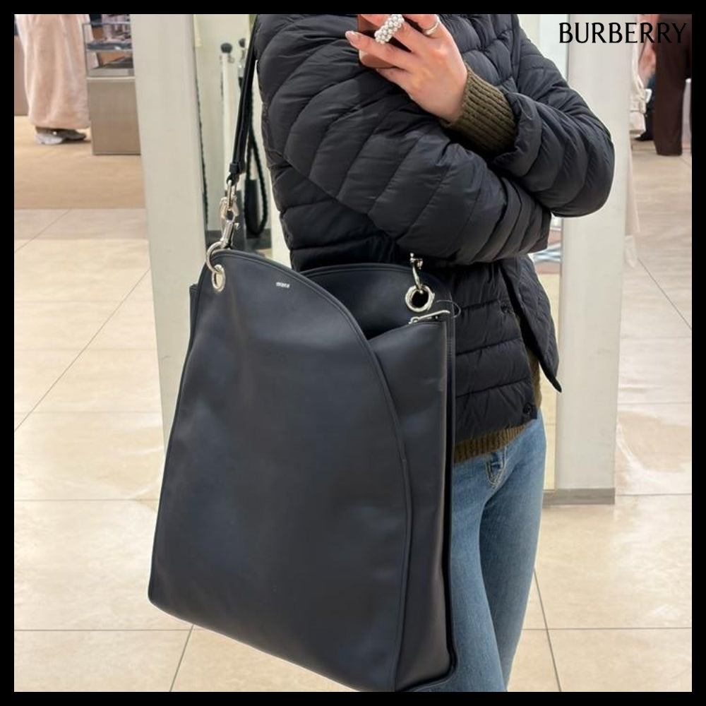 【Burberry】Shield Twin Logo Leather Tote Bag Indigo