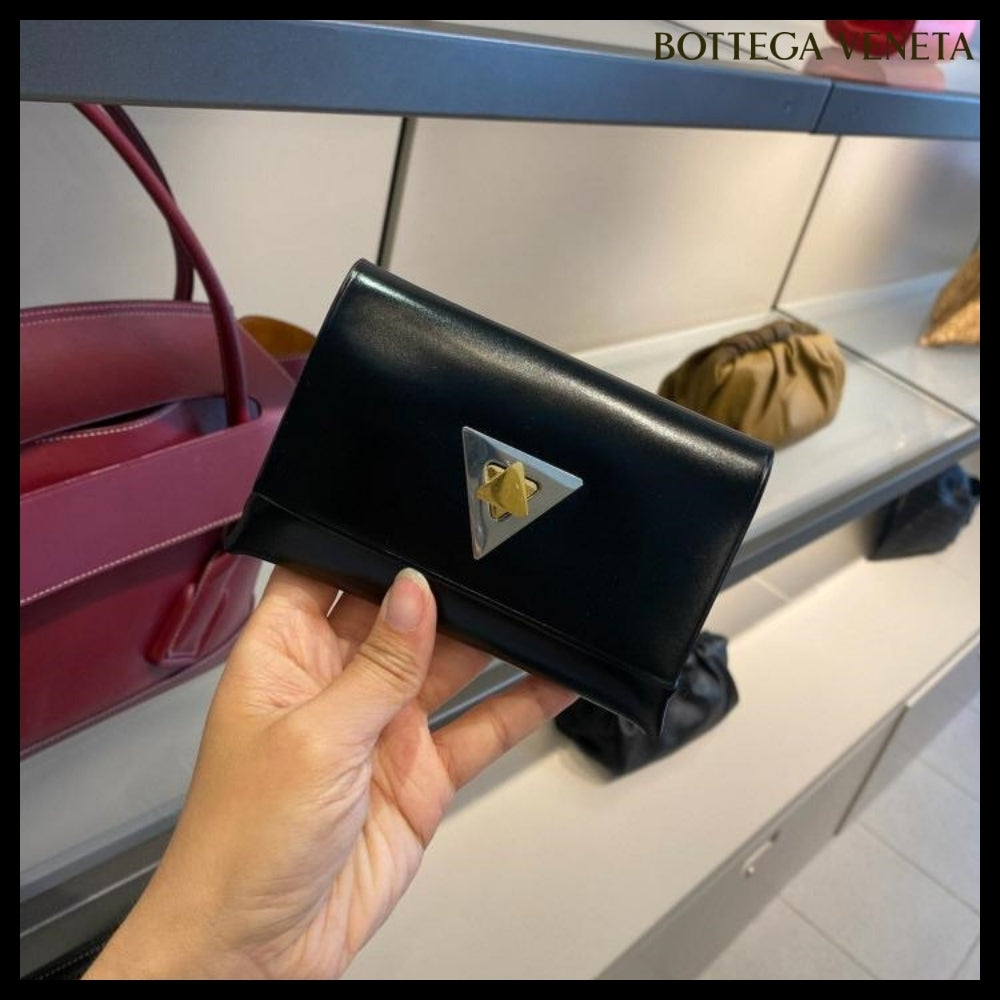 【BOTTEGA VENETA】スパッツォラート カーフ レザー カード 財布
