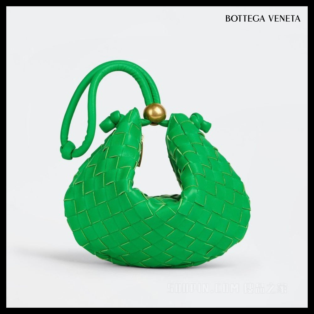 【BOTTEGA VENETA】Small Turn Pouch Clutch