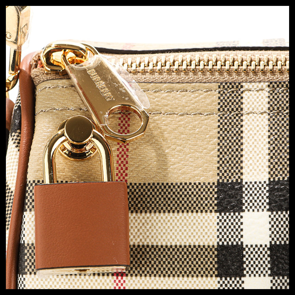 【Burberry】Women’s Bowling Tote Bag bowling tote