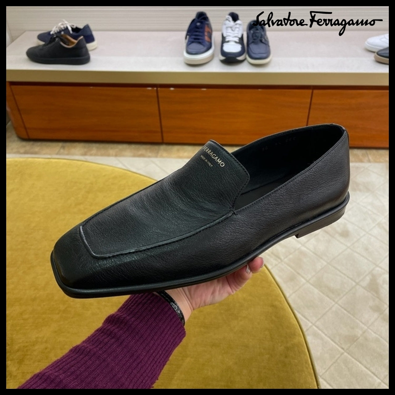 【FERRAGAMO】BRIAN LOGO MOCCASIN LOAFERS BLACK