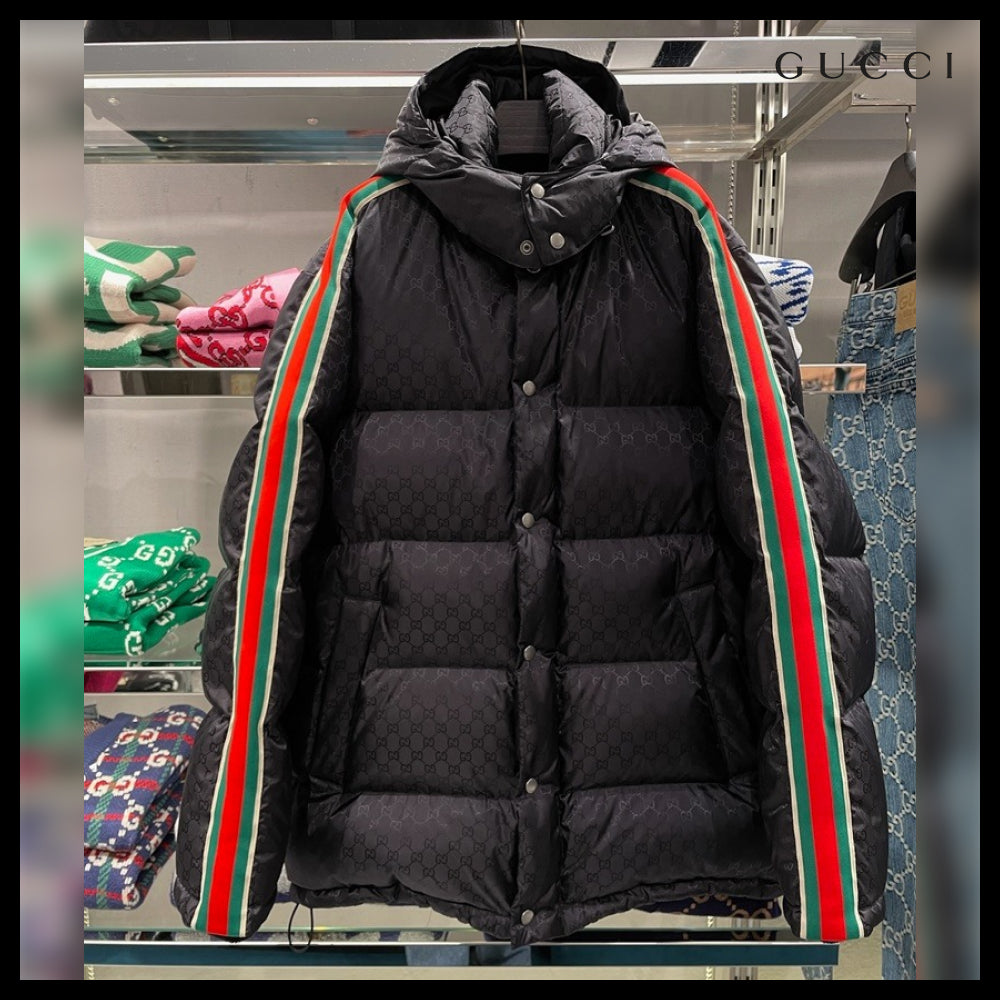 【GUCCI】Web GG Jacquard Goose Down Puffer Jacket Black