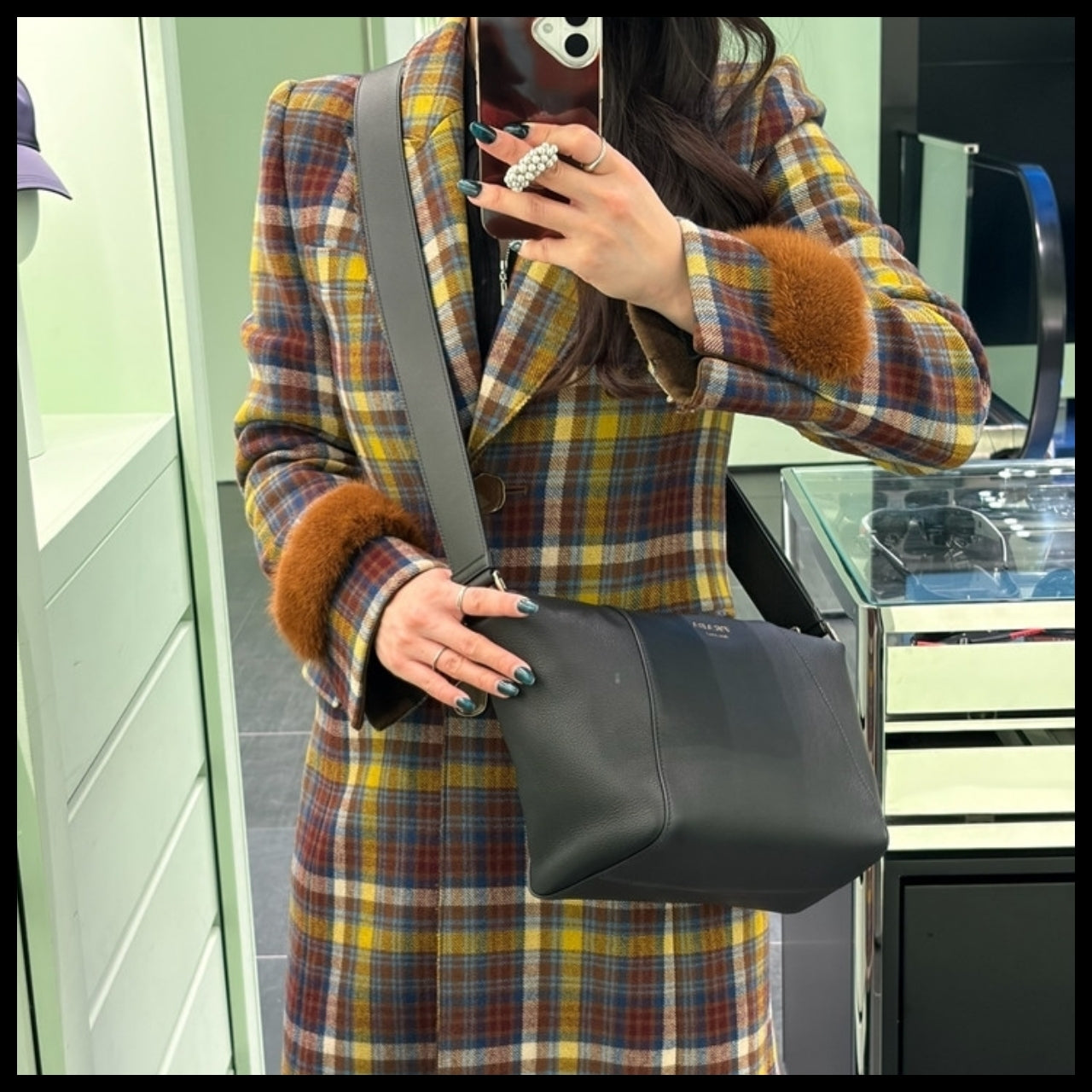【PRADA】Soft Grained Leather Zipper Crossbody Bag BLACK