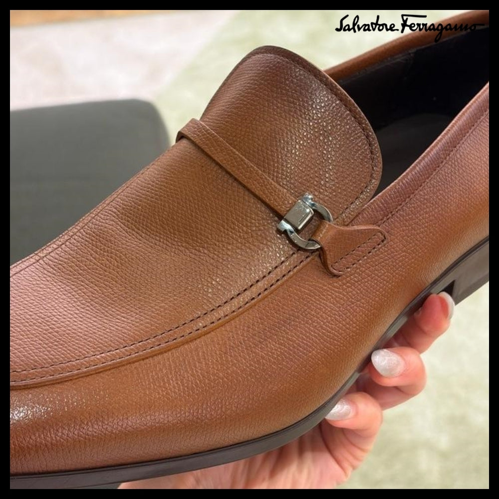 【FERRAGAMO】CHARME GANCINI LEATHER LOAFERS BROWN