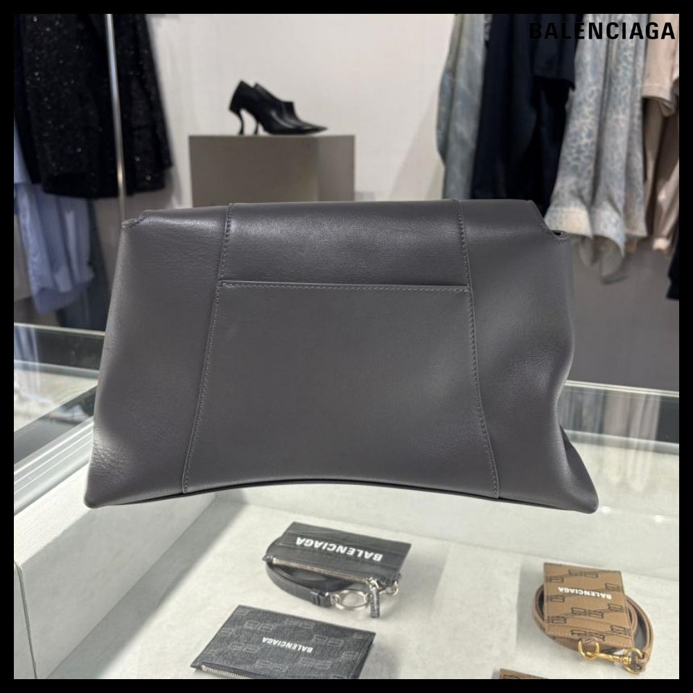【BALENCIAGA】Downtown Medium Shoulder Bag Grey