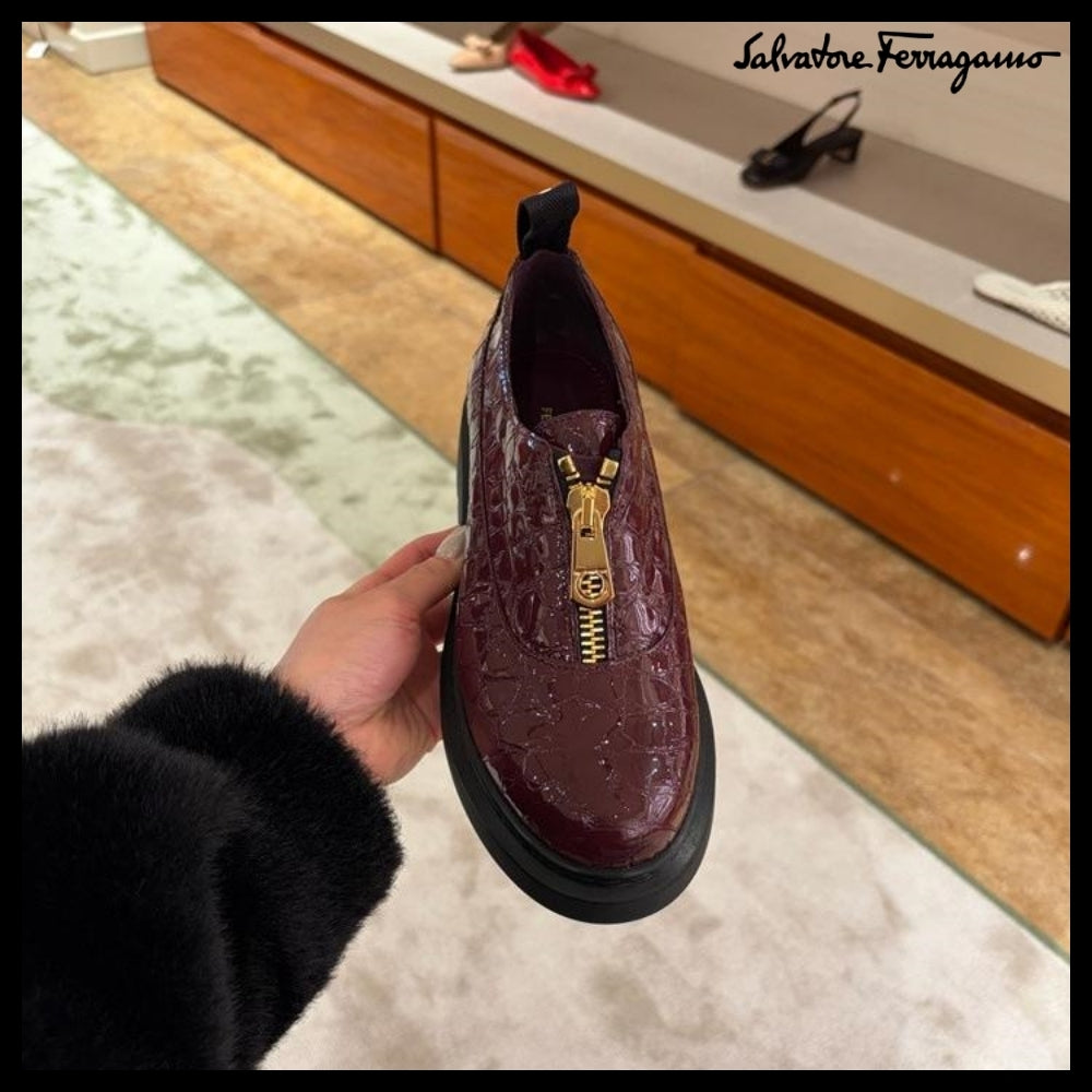 【FERRAGAMO】KAIA CROC PATTERN ZIPPER LOAFERS BURGUNDY