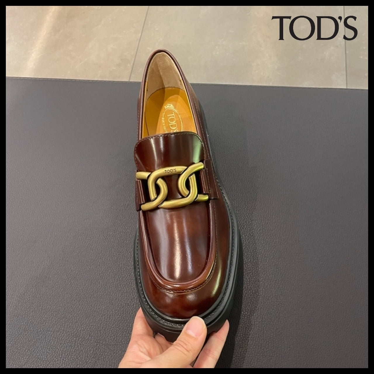 【TOD'S】Chain Calf Leather Women’s Loafers Brown
