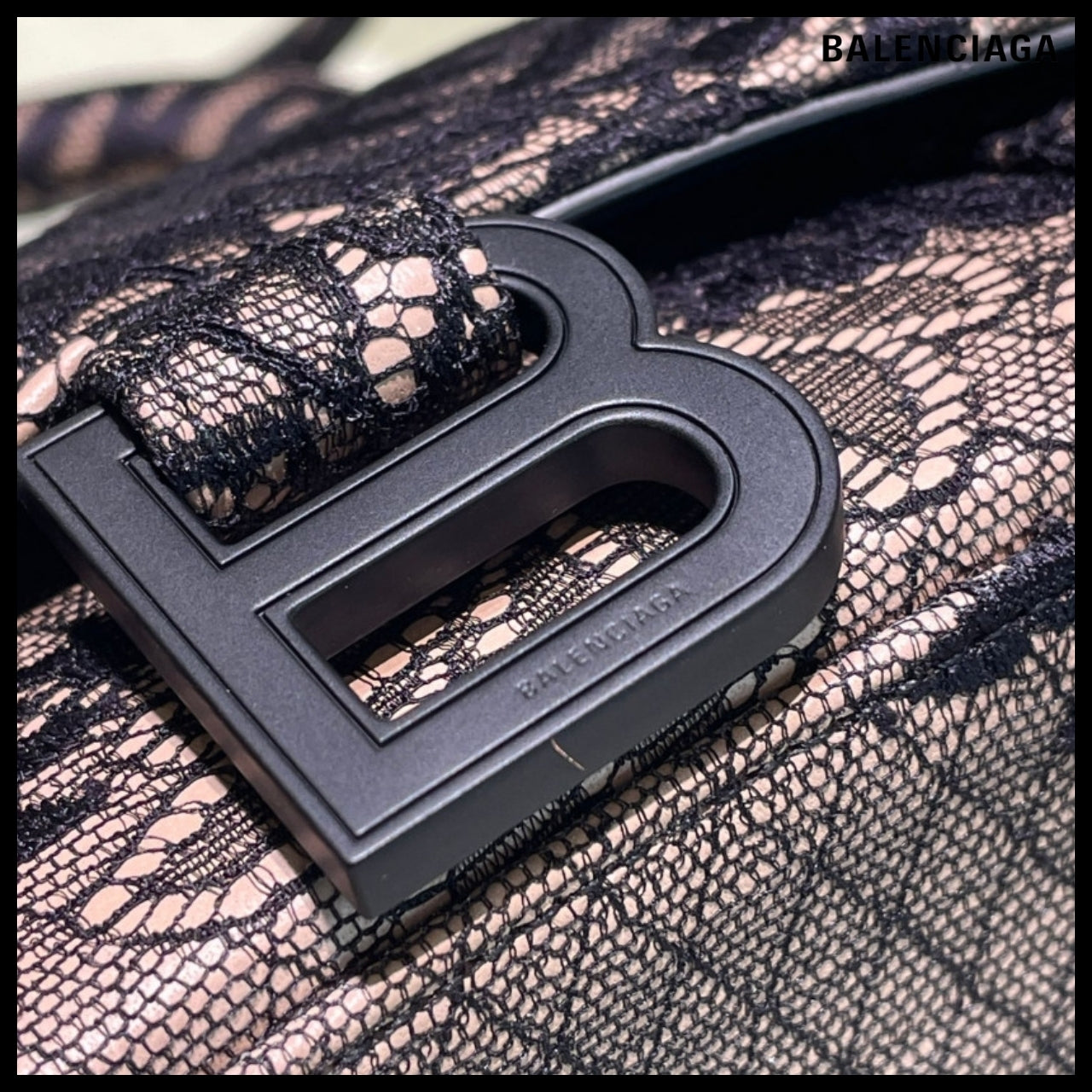 【BALENCIAGA】Hourglass XS Handbag “Dentelle” Edition