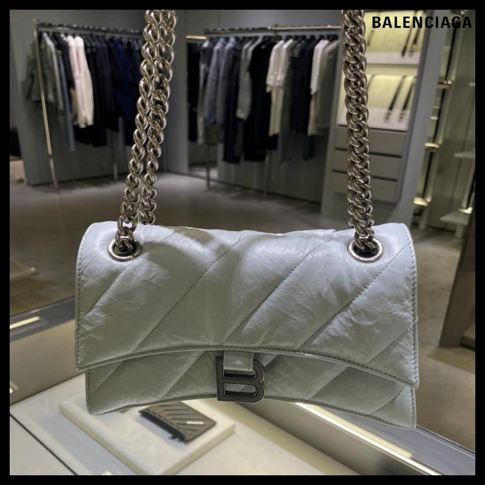 【BALENCIAGA】B Logo Quilted Calf Crush Small Chain Shoulder