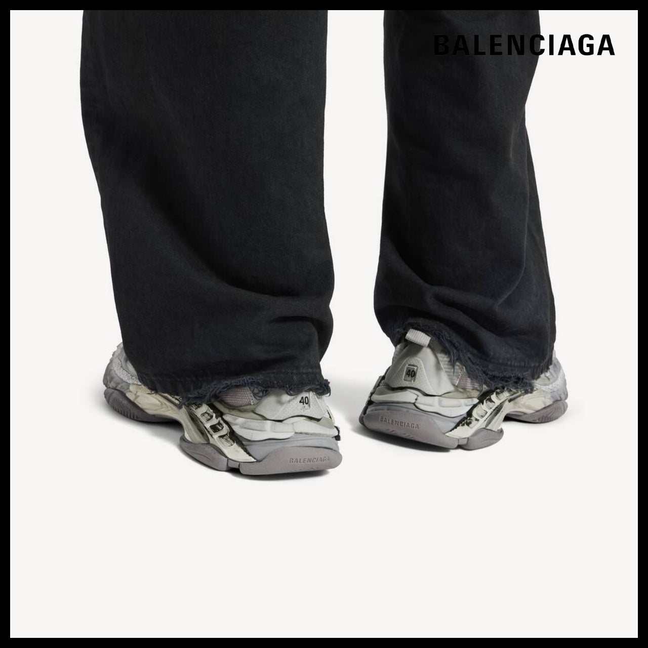 【BALENCIAGA】Triple S2 Gradient Sneakers Grey