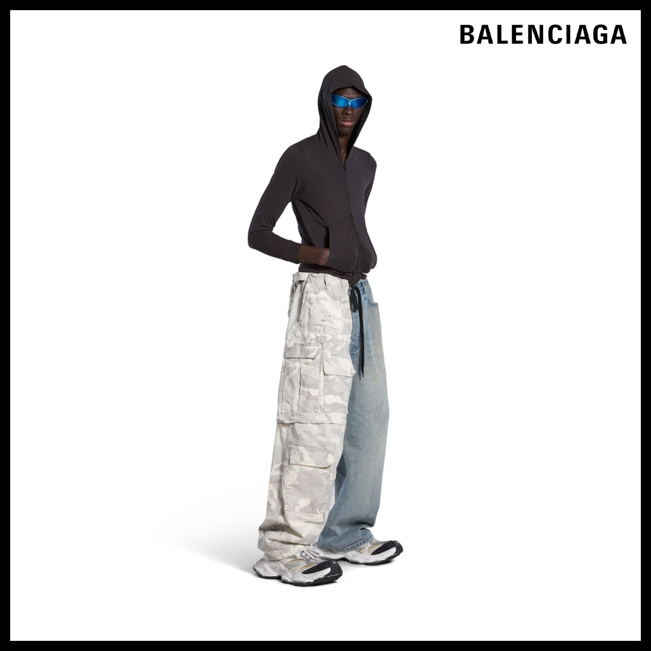【BALENCIAGA】Grayscale Camo Hybrid Baggy Pants Light Blue