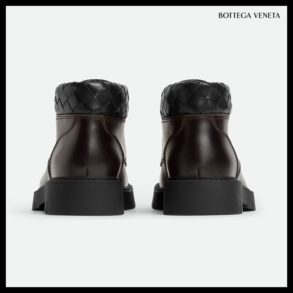 【BOTTEGA VENETA】Head Dog Cropped Boots Fondant Black