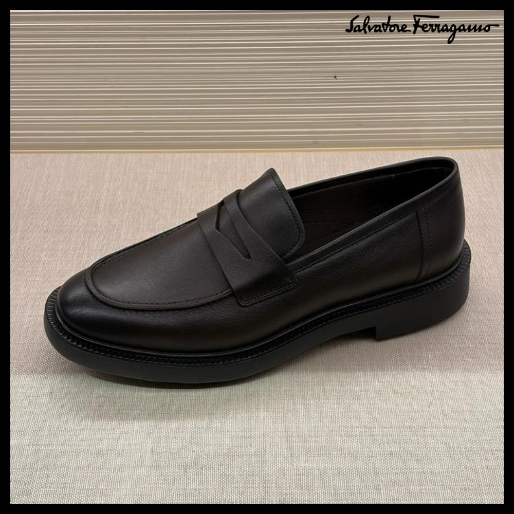 【FERRAGAMO】GROUND LEATHER PENNY LOAFERS DARK BROWN