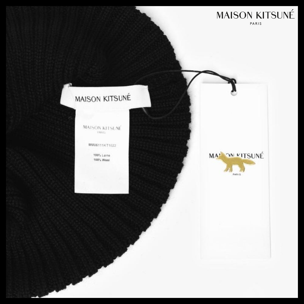 【MAISON KITSUNE】Bold Fox Head Beanie Black