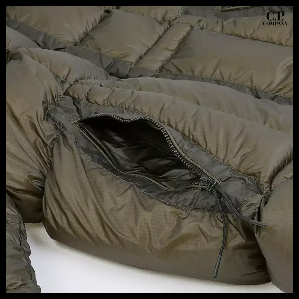 【C.P. Company】D.D. Shell Hooded Down Jacket