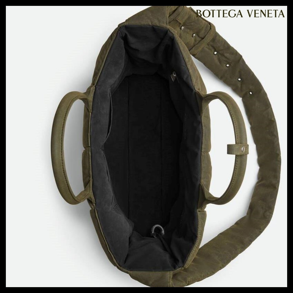 【BOTTEGA VENETA】LARGE ARCO PADDED TOTE BAG OLIVE