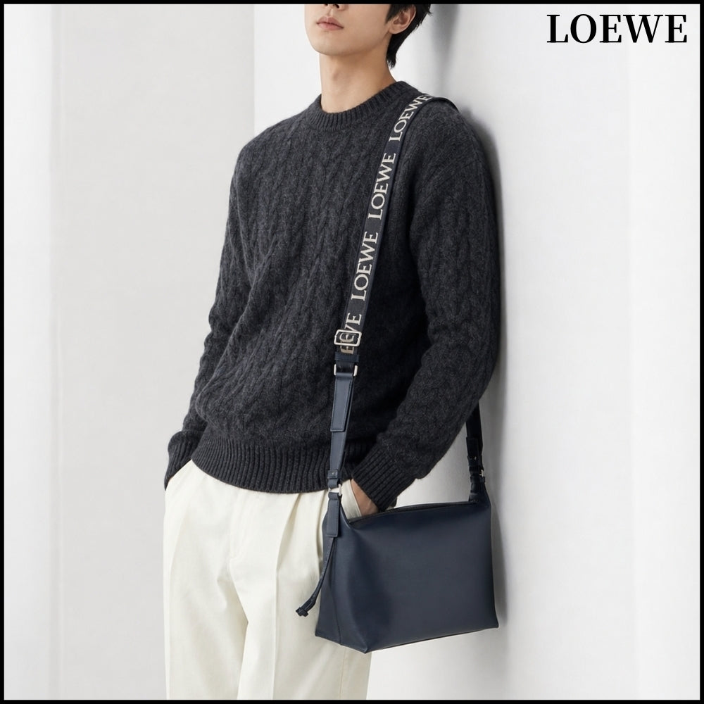 【LOEWE】Cubi Crossbody Bag