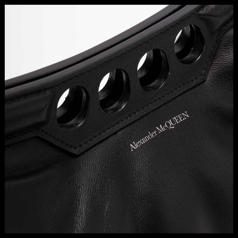 【Alexander Mcqueen】Puffy Peak Leather Crossbody Bag