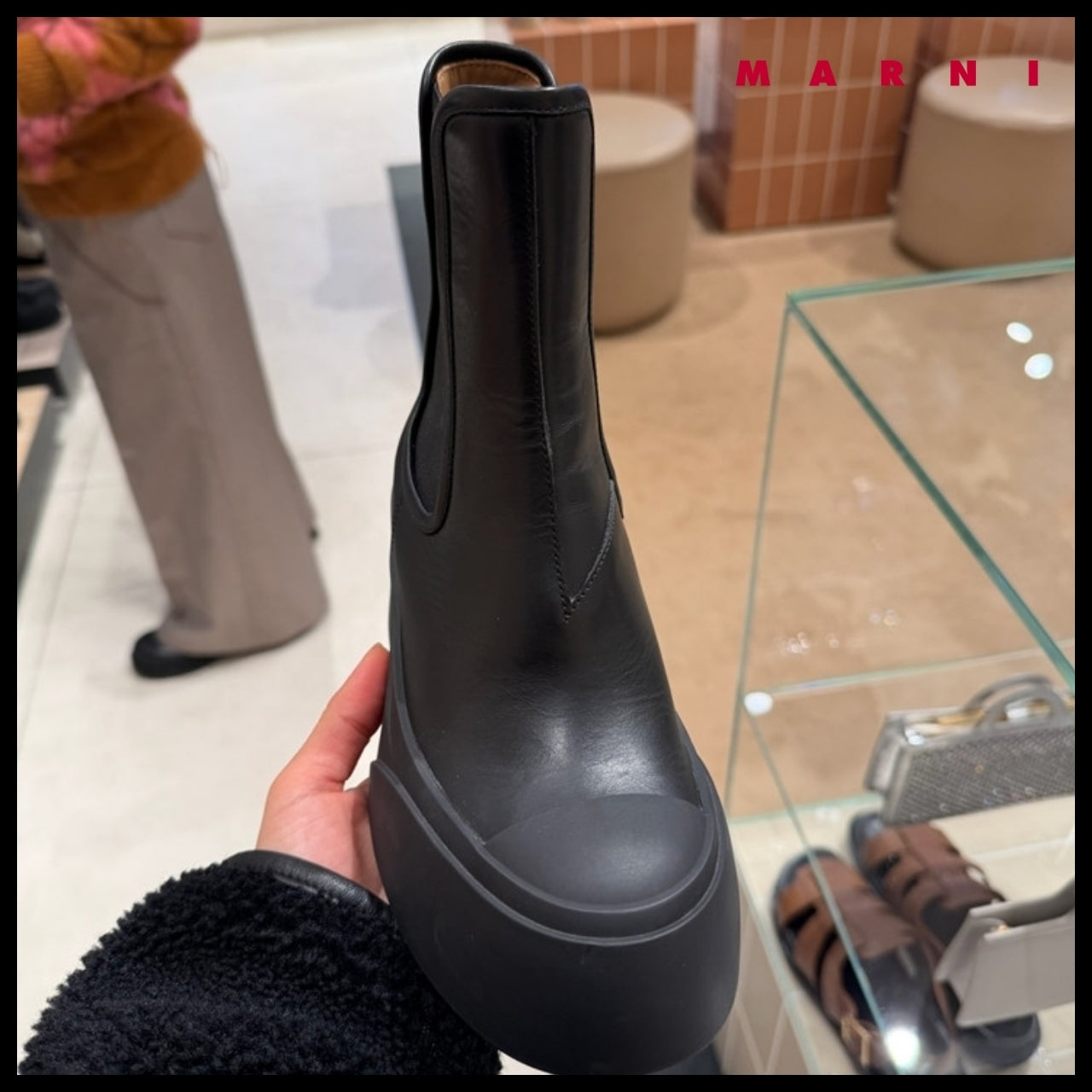 【MARNI】Logo Leather Women’s Chelsea Boots Black