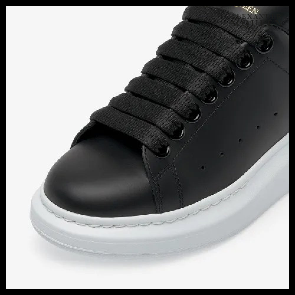 【alexander mcqueen】Oversole Sneakers Black