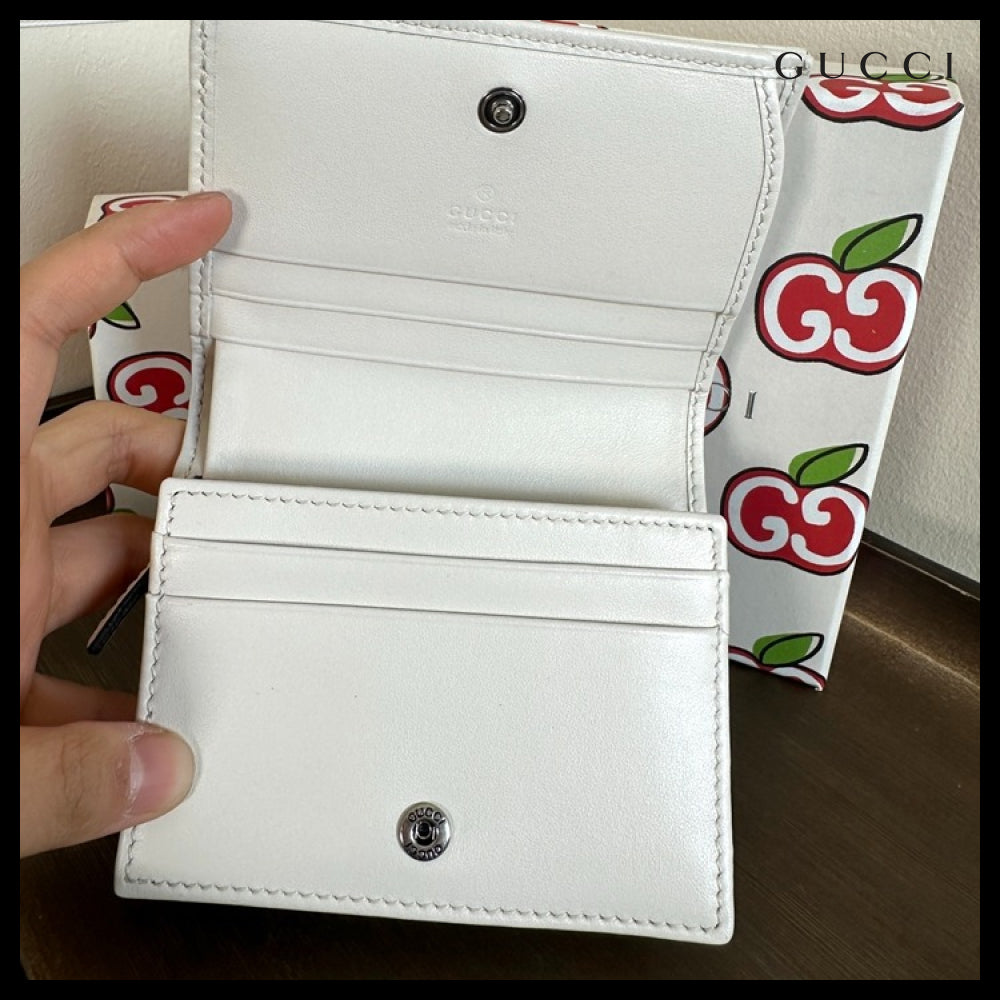 【GUCCI】GG Marmont Apple Print Quilted Coin Pocket Wallet