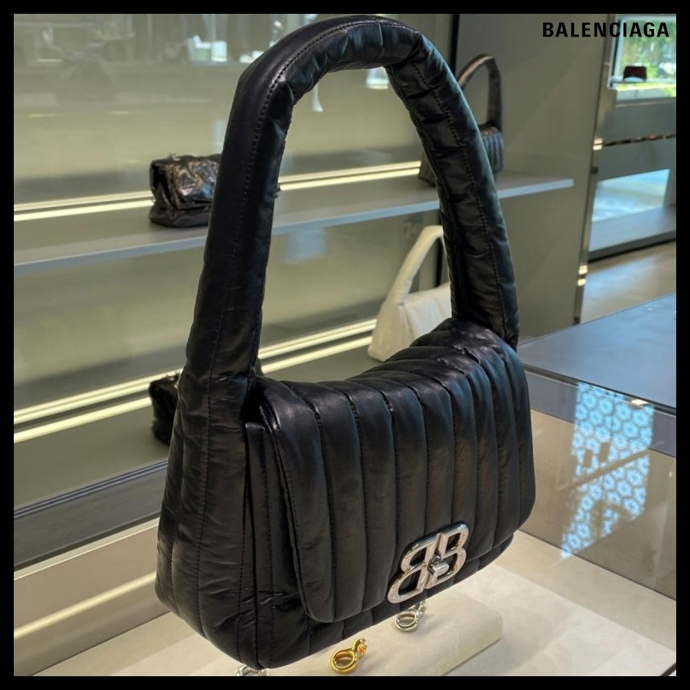 【BALENCIAGA】BB Logo Quilted Monaco S Slingback