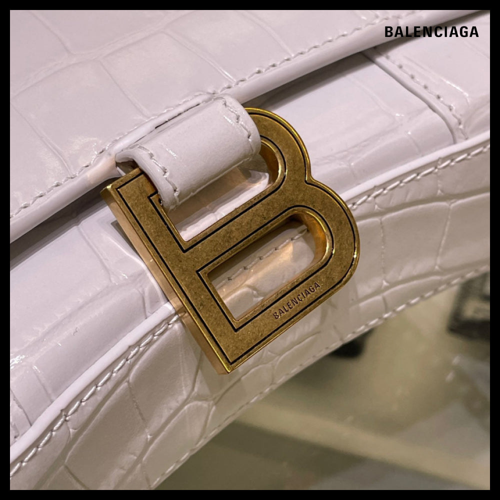 ★BALENCIAGAアウトレットセール★Wallet Chain Crossbody Bag