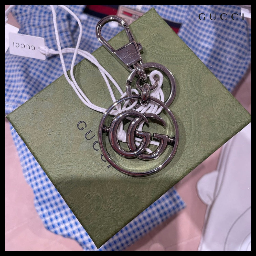 【GUCCI】GG Marmont Metal Keychain Silver