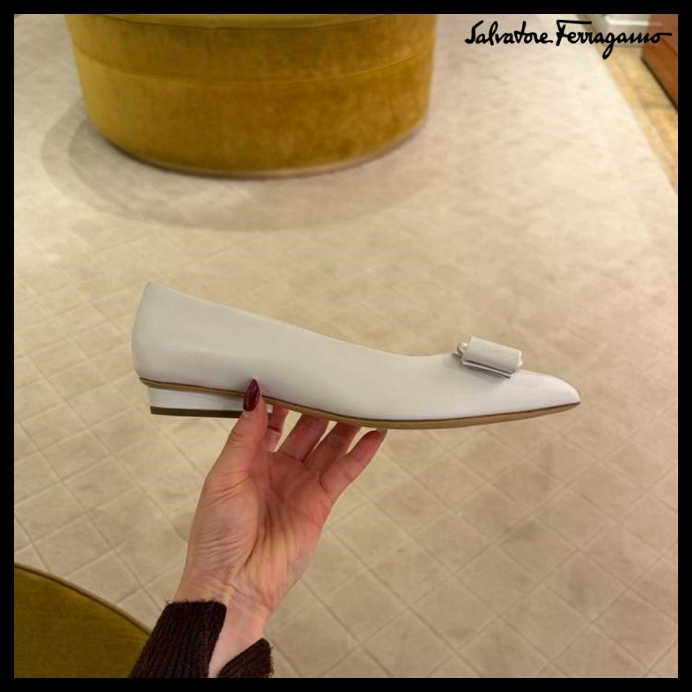 【FERRAGAMO】VIVA NEW VARA BOW BALLET FLATS WHITE