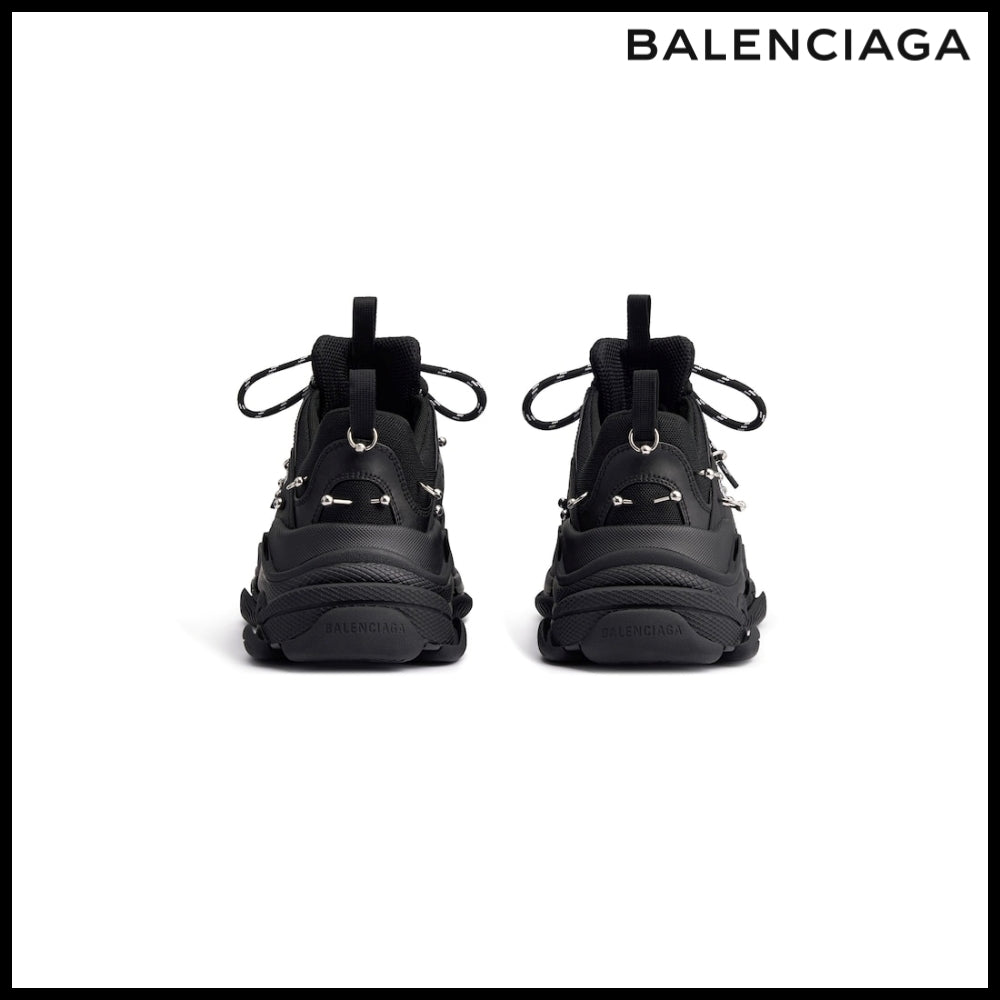 【BALENCIAGA】Triple S Sneaker Piercings Black Mesh