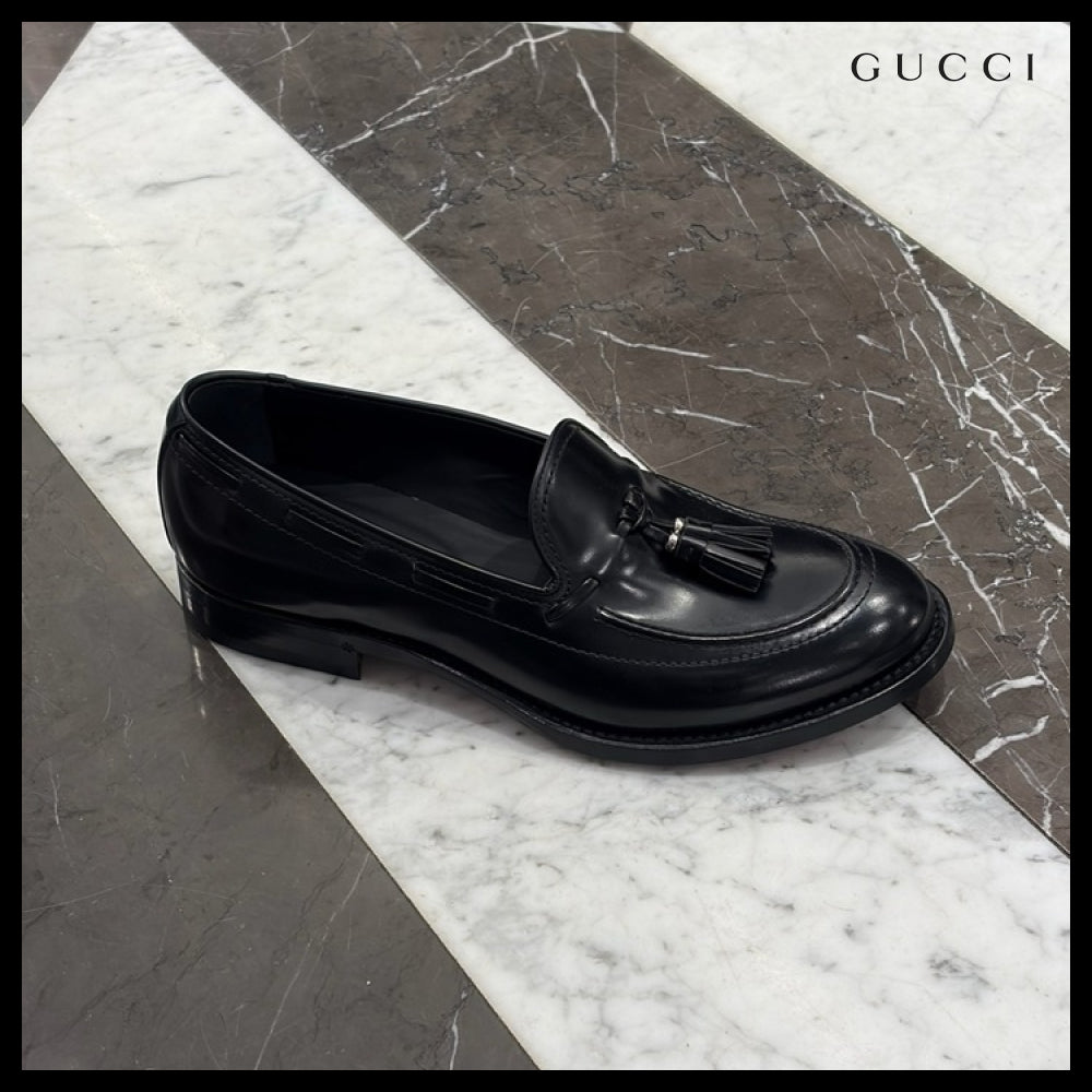 【GUCCI】Tassel Smooth Leather Nubuck Men’s Loafers Black