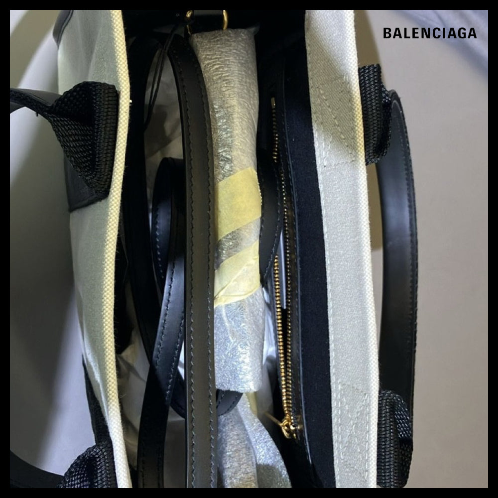 ★BALENCIAGAアウトレット セール ★Logo Unisex Organic Cotton