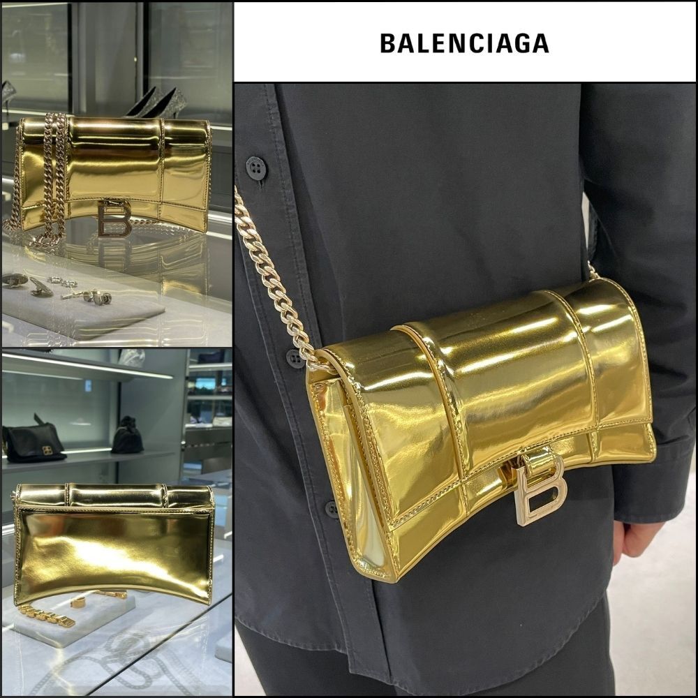 【BALENCIAGA】Hourglass Wallet on Chain Mirror Effect Gold