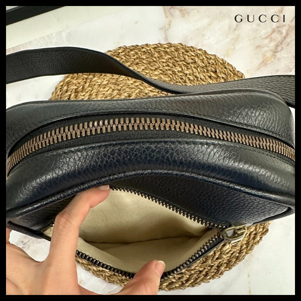 【GUCCI】Vintage Logo Print Leather Messenger Bag Black