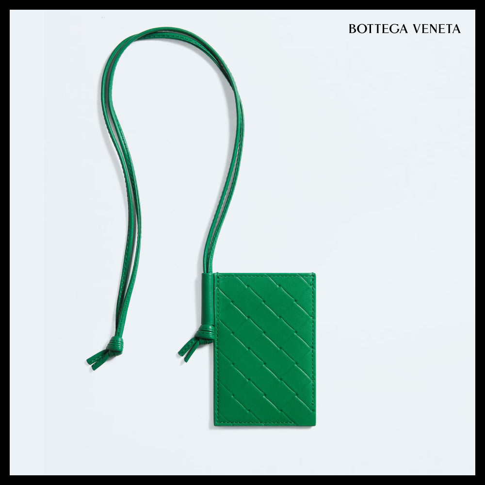 【BOTTEGA VENETA】Intrecciato Stamp Badge Holder 4 Colors