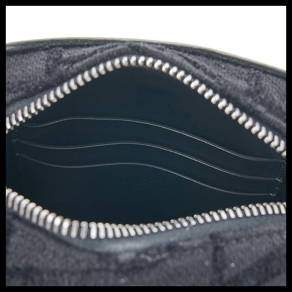 【VALENTINO】Iconography V Logo Crossbody Bag