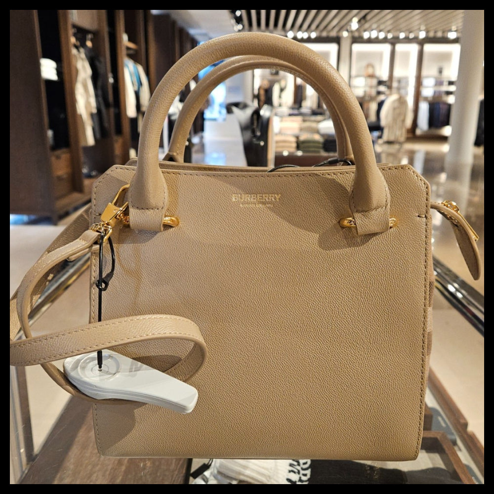 【BURBERRY】BANWELL house check mini tote bag chestnut beige