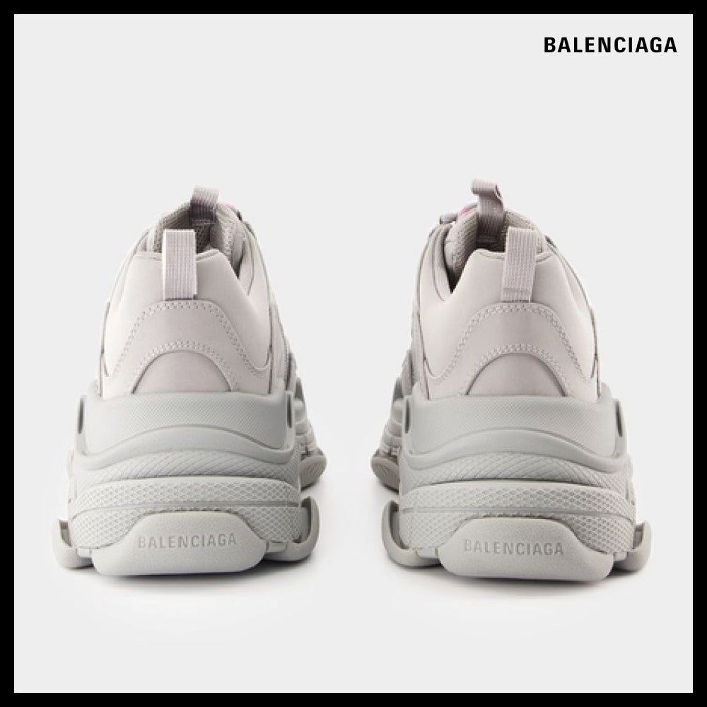 ★BALENCIAGAアウトレット セール ★Triple S Low-top Sneakers