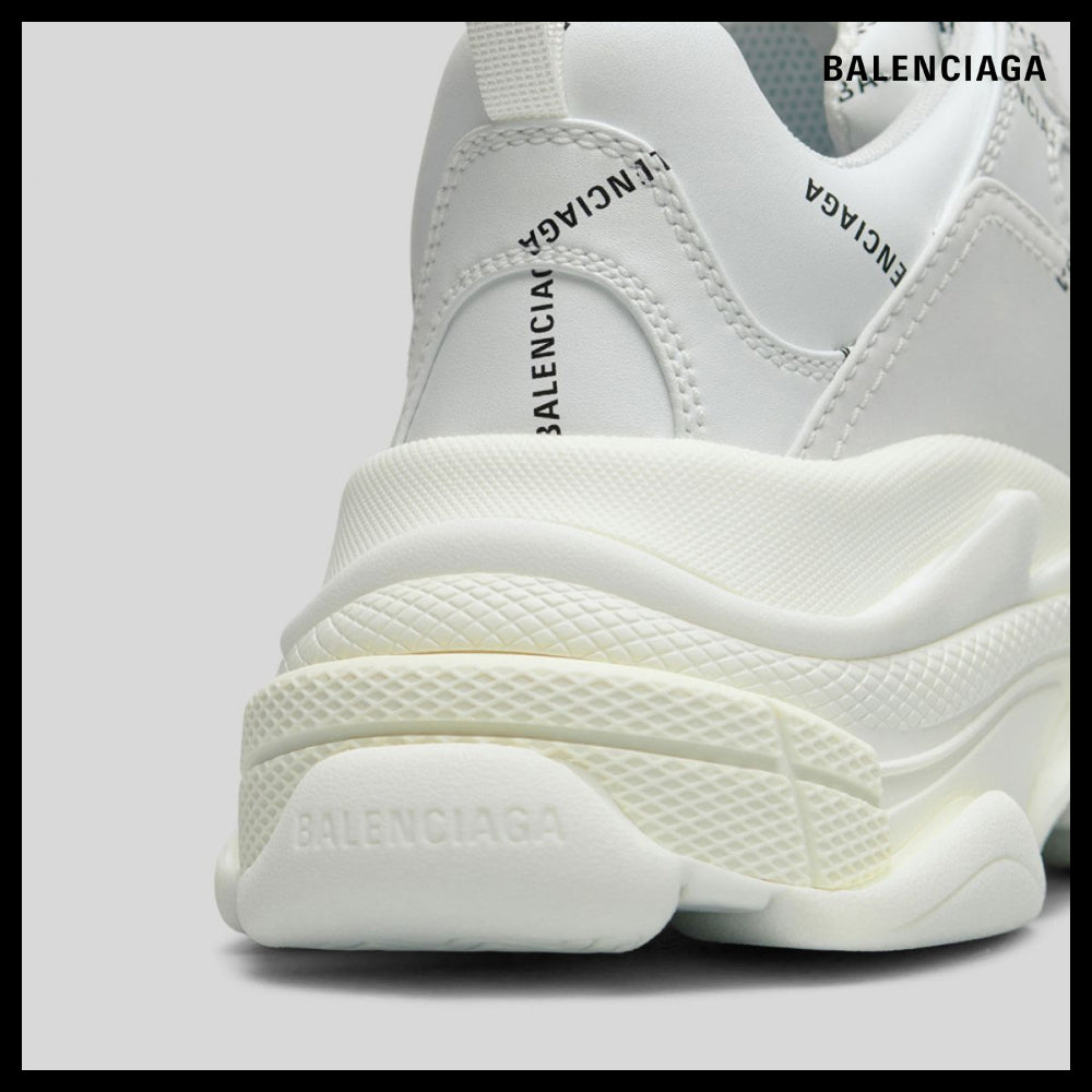 【BALENCIAGA】All-Over Logo Triple S Sneakers - White
