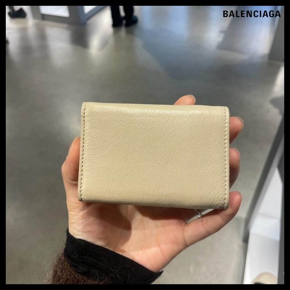 【BALENCIAGA】Smooth Calf Mini Wallet Light Beige