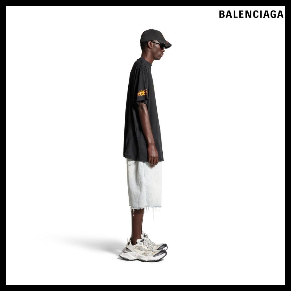 ★BALENCIAGAアウトレット セール ★Burning Unity T-shirt