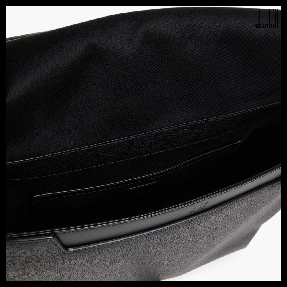 【Dunhill】ペブル加工レザー メッセンジャーバッグ