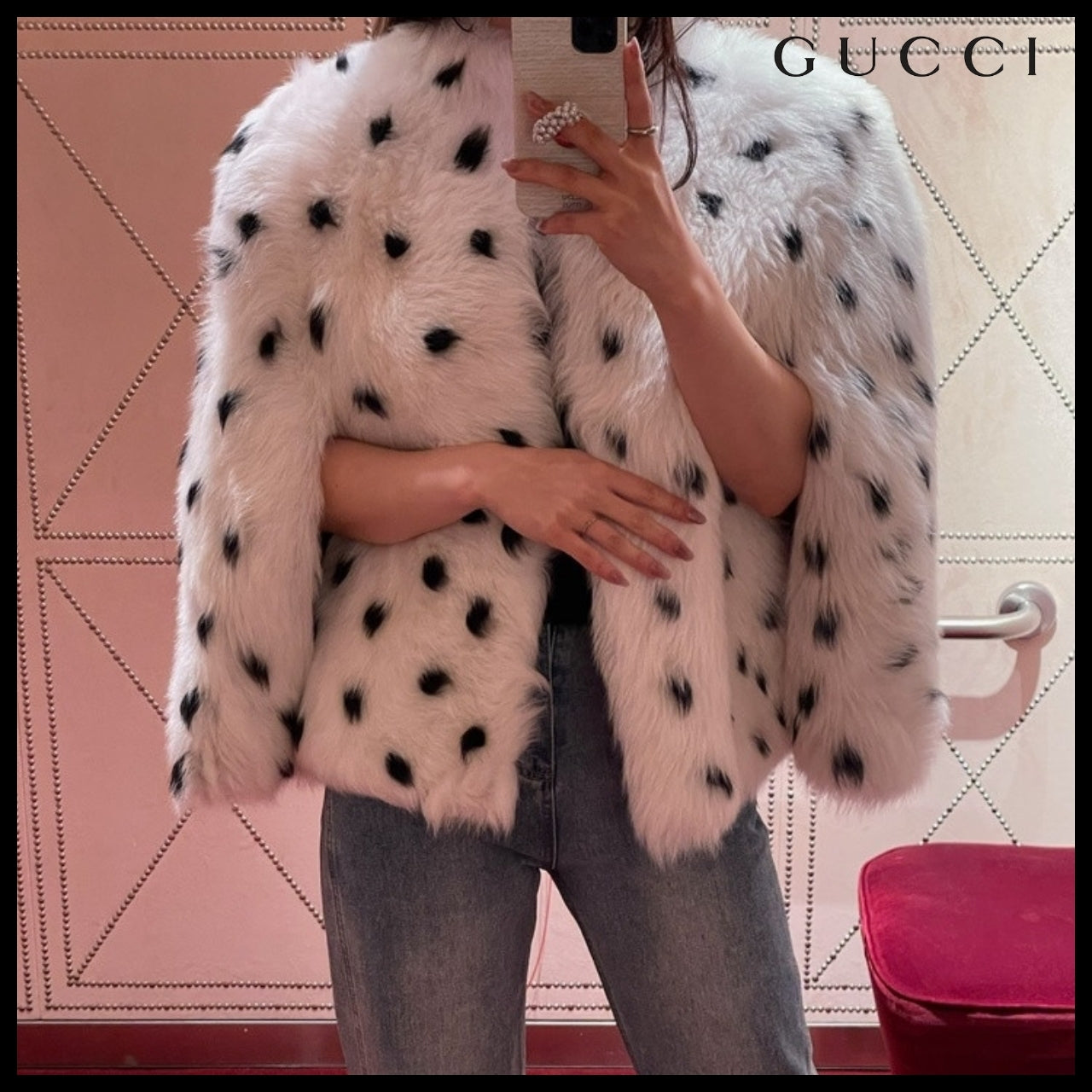 【GUCCI】Dot Lamb Shearling Fur Cape Jacket Cream Black