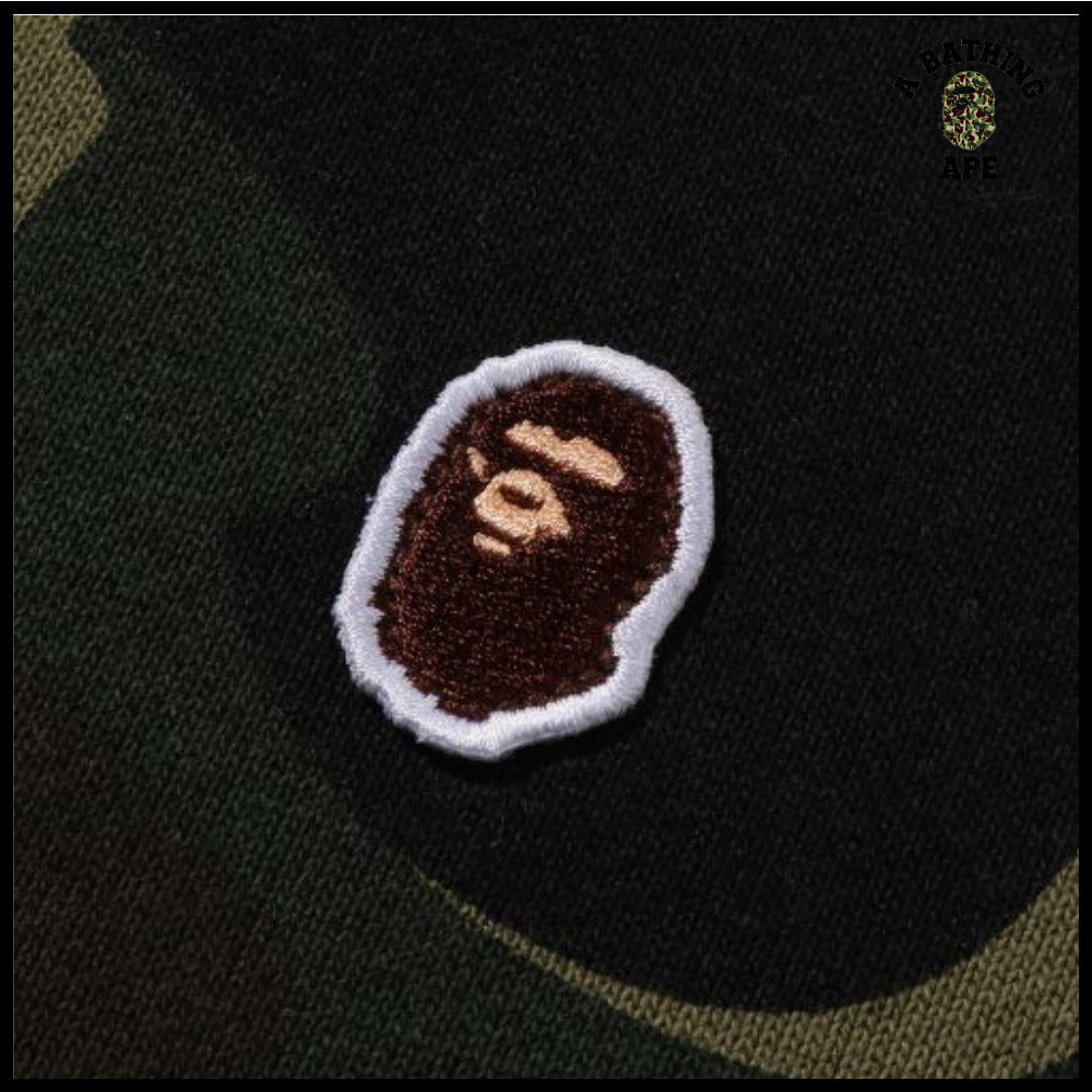 【A BATHING APE】First Camo Zip Hoodie Green