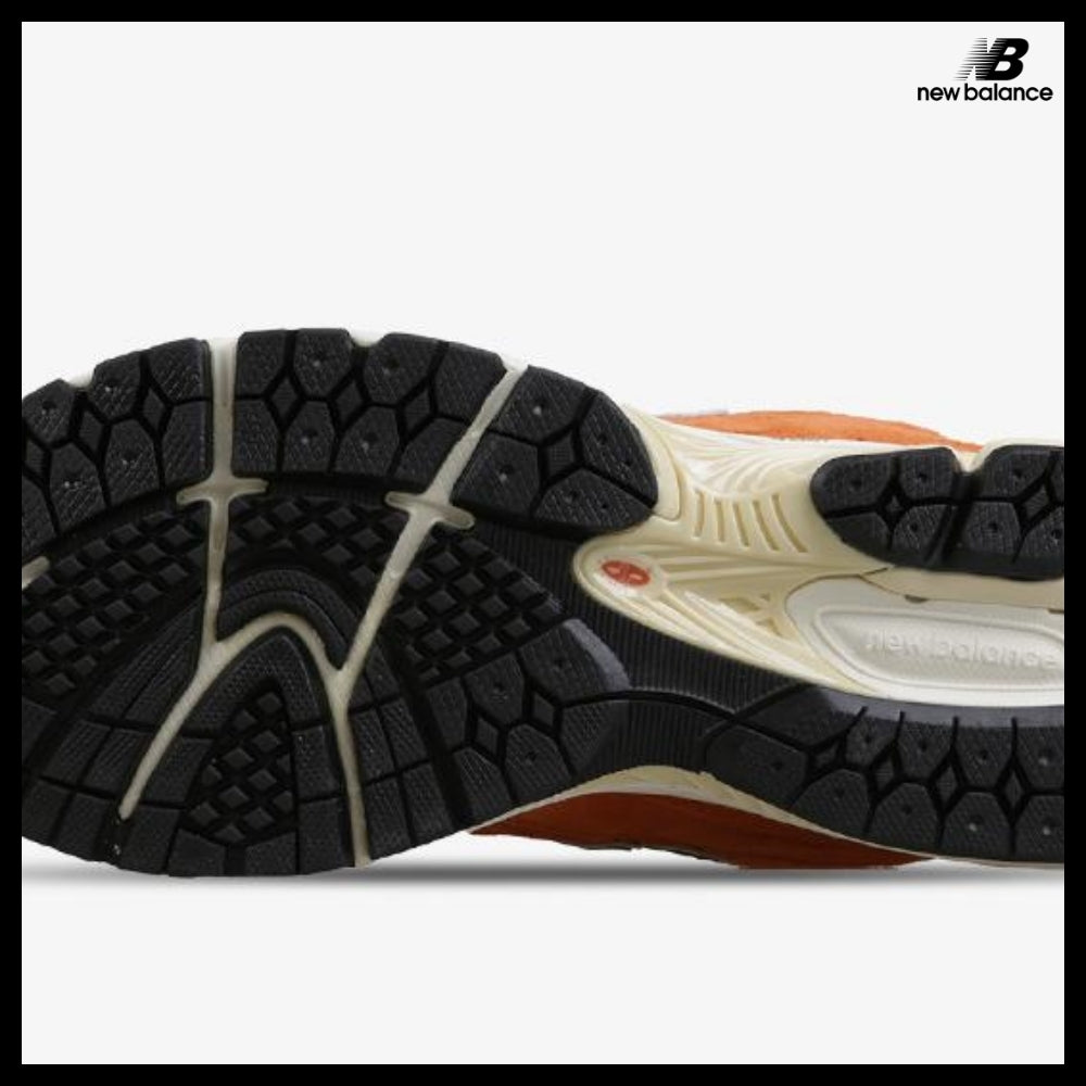 【New Balance】2002R Rust Oxide Orange Women’s Sneakers