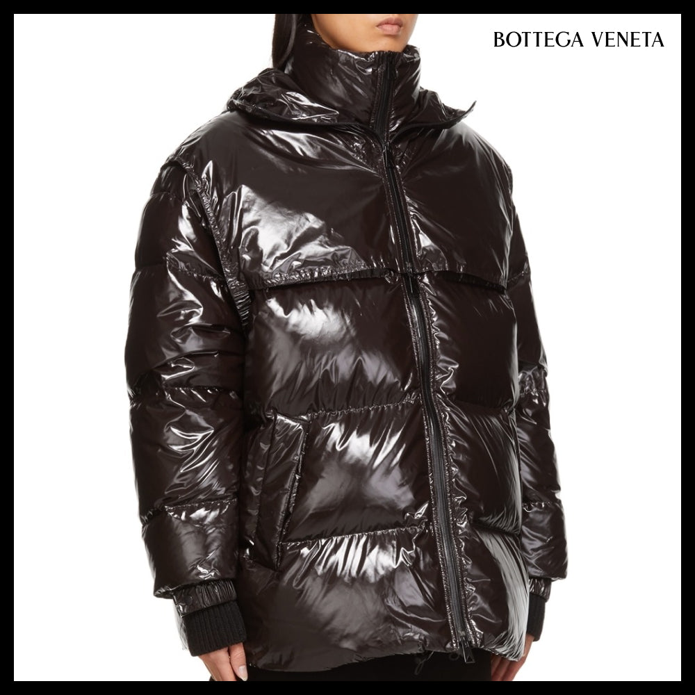 【BOTTEGA VENETA】Shiny down puffer jacket